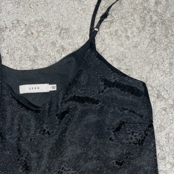 Cute black party top - Picture 3 of 3